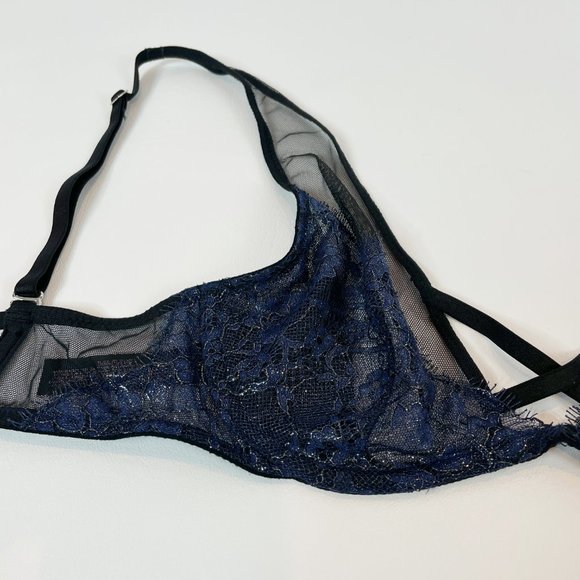 NWOT Victoria's Secret Bra 32C Very Sexy Unlined Plunge Black Blue Lace Shimmer - Picture 2 of 10